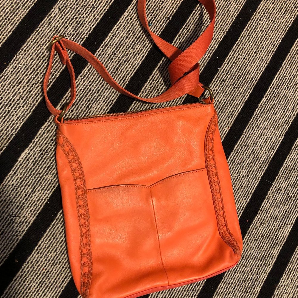 The Sak Leather Crossbody Purse Bag Coral Pink Orange